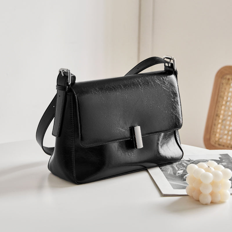 Versatile and Stylish Calf Leather Crossbody Bag-3